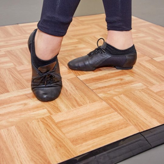 Interlocking Dance Floor Tiles (Oak) | Soft Floor UK